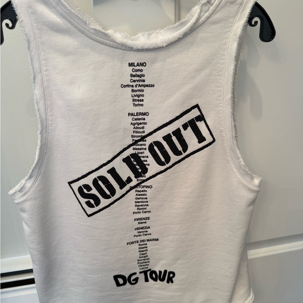 D&G sleeveless top - Picture 2 of 5